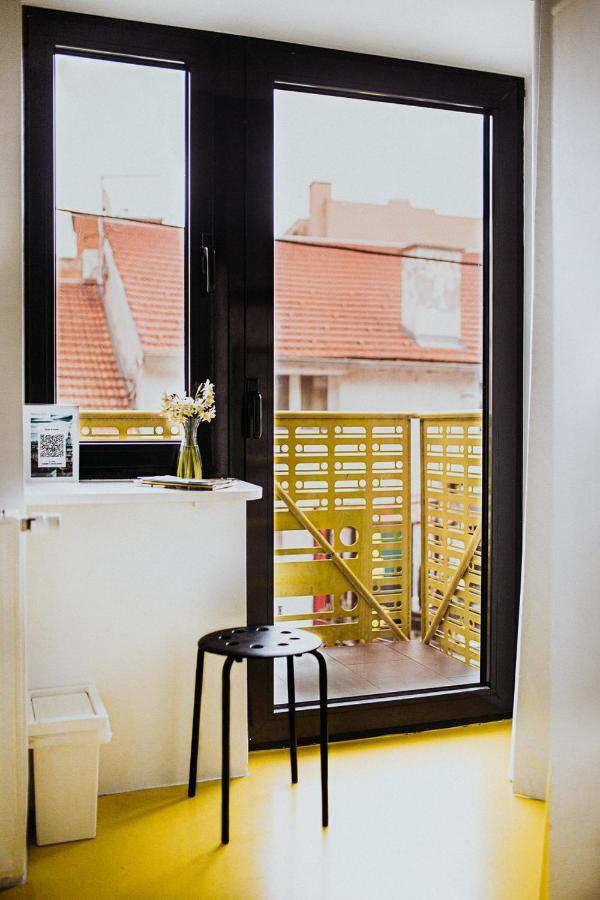 Private Rooms At Hostel63 Zagreb Exterior foto