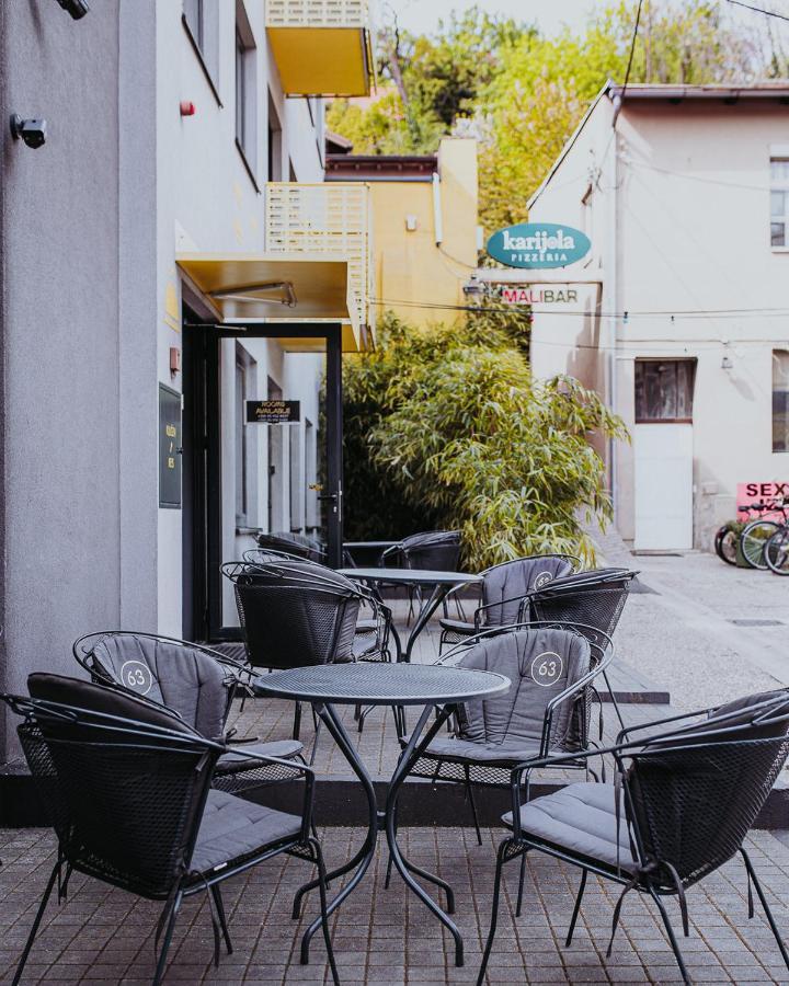 Private Rooms At Hostel63 Zagreb Exterior foto
